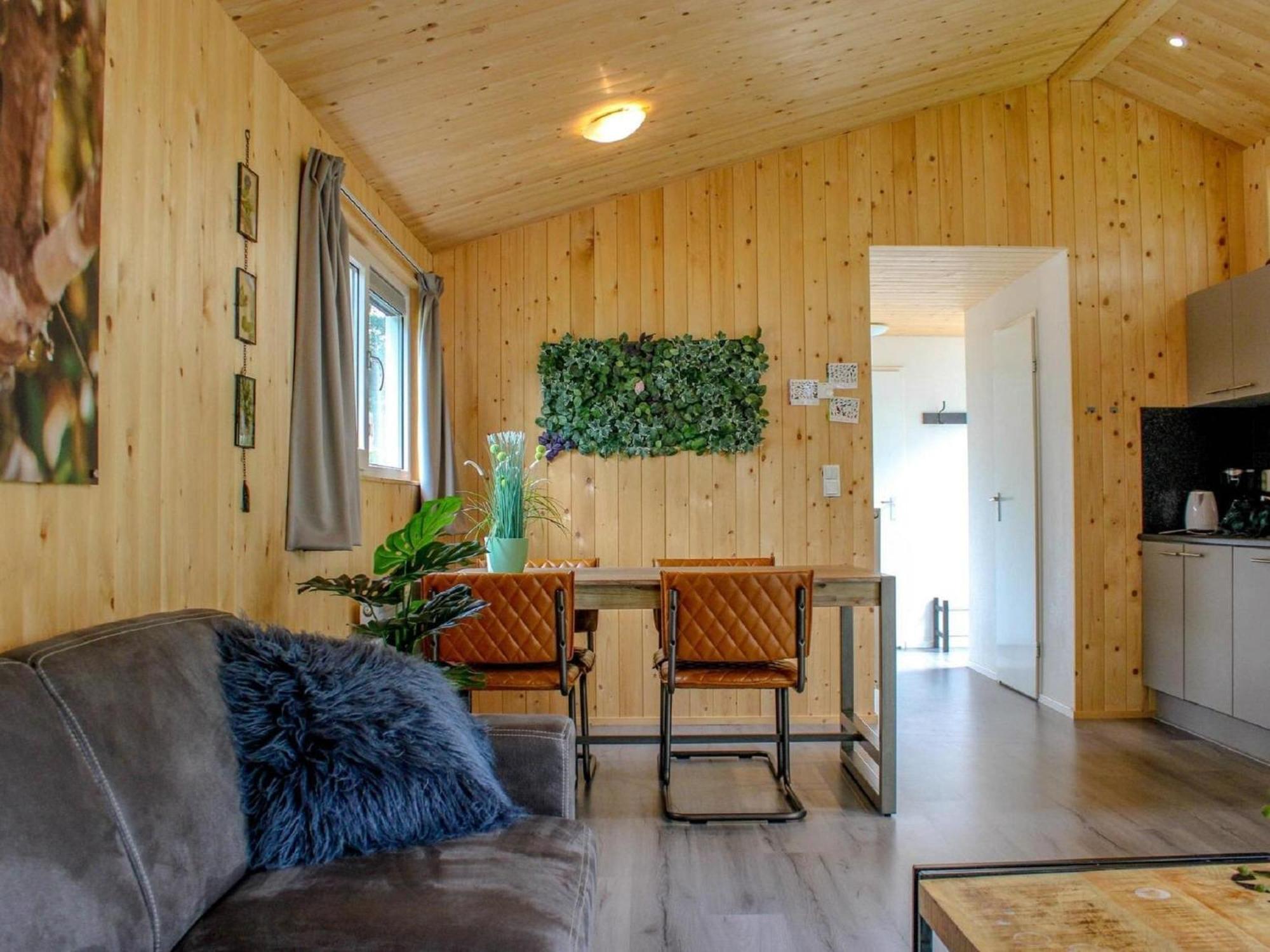 Comfortable Chalet With Combination Microwave Near The Veluwe Hoenderloo Exterior photo